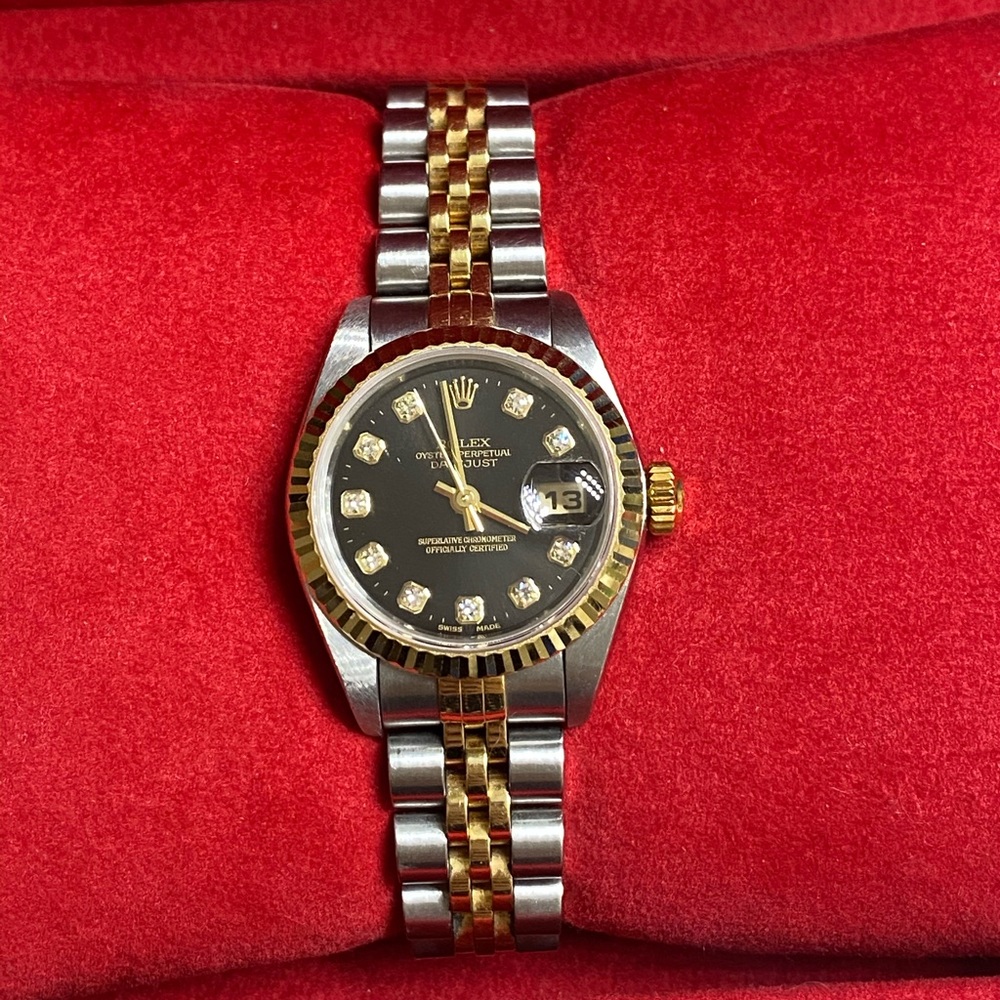 HP🎉ROLEX DATEJUST WATCH DIAMONDS - Picture 1 of 16